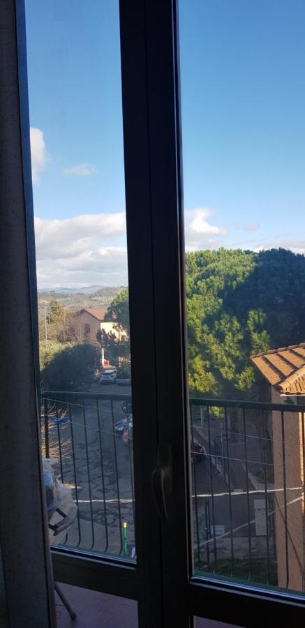 Vicino Di Centro E Universita Stanza Con Balcone 페루자 외부 사진